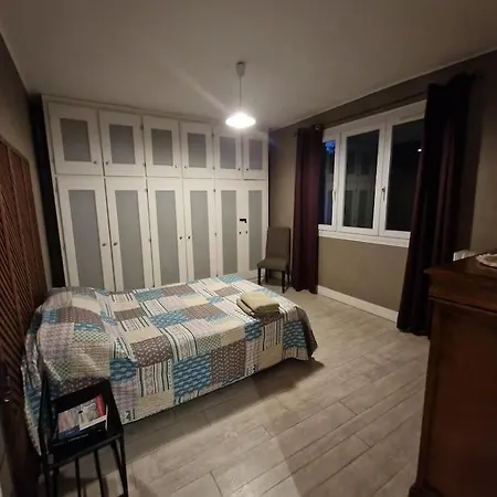 Duplex Spacieux Renove Recemment Proche Paris Apartmán *